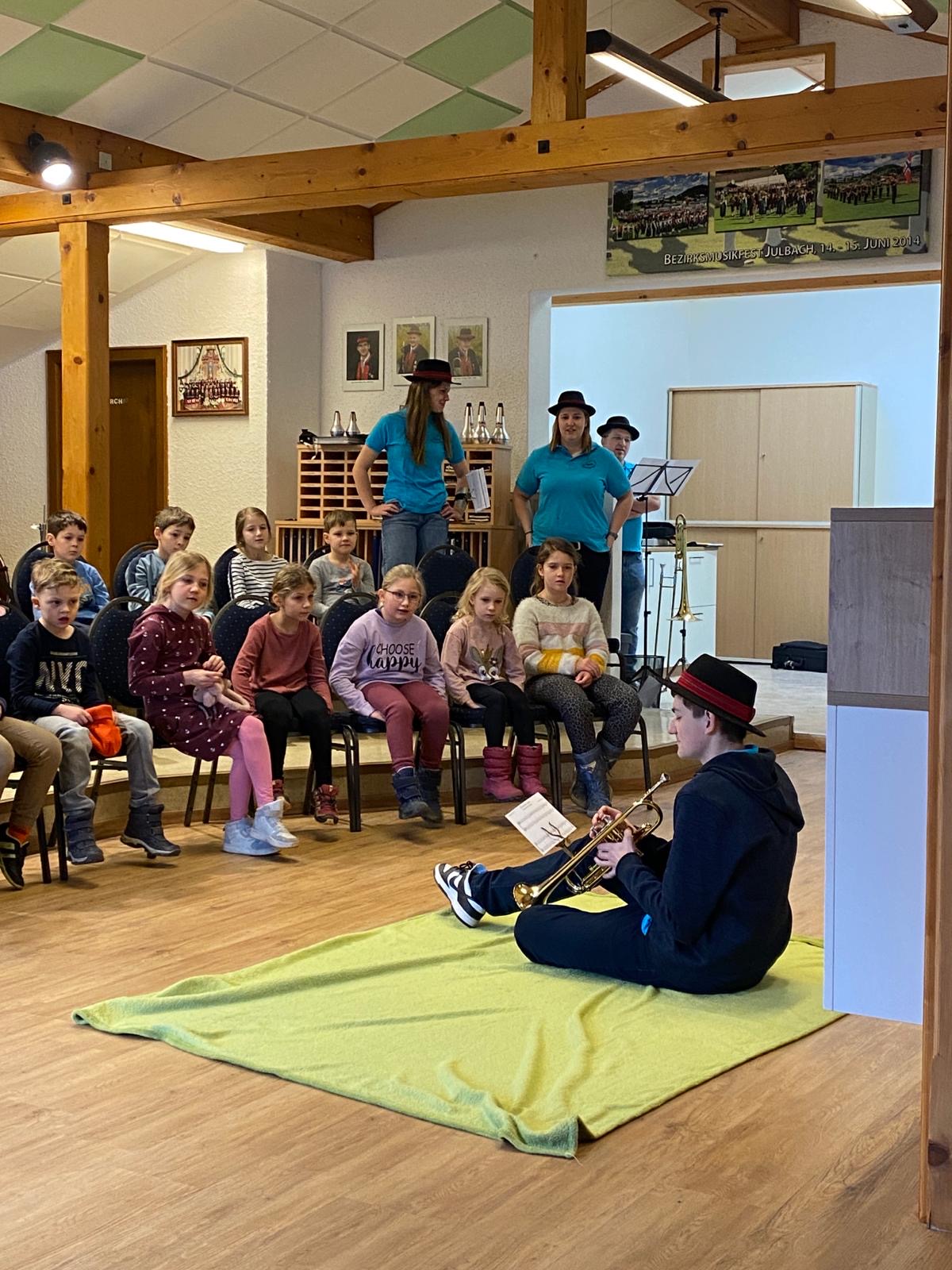 Instrumente vorstellen Volksschule Julbach, Musikverein Julbach