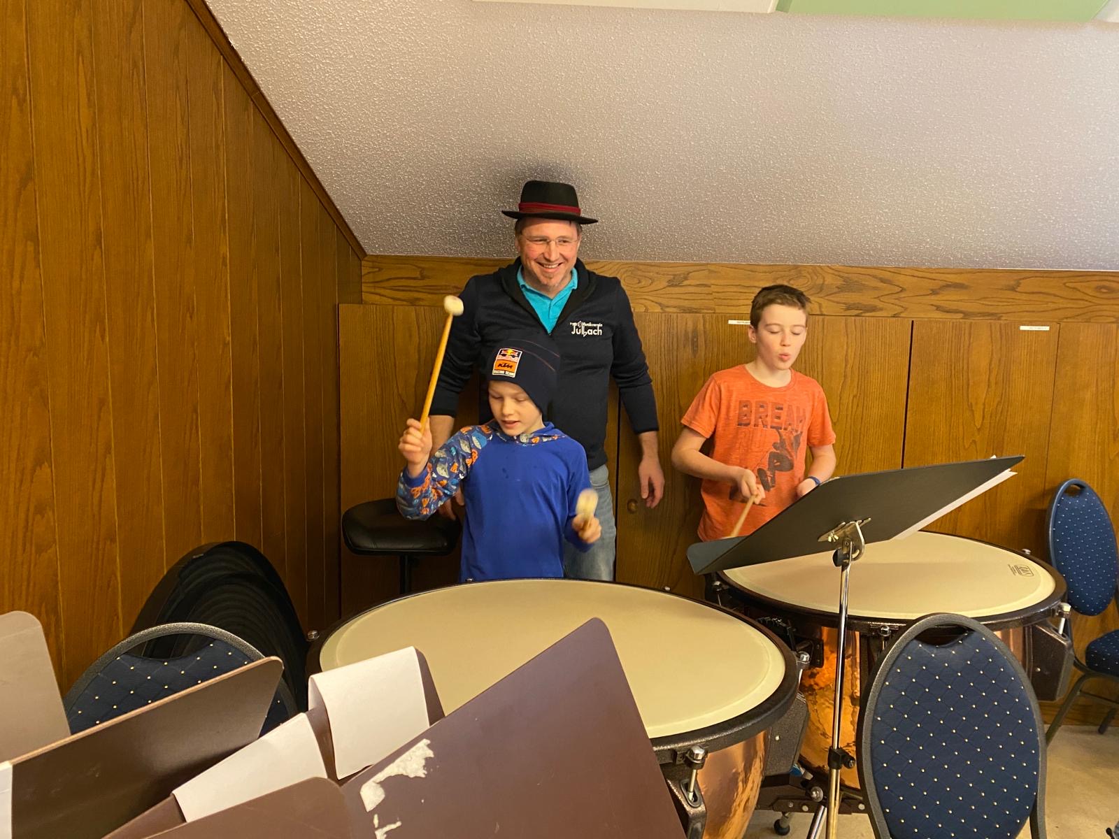 Instrumente vorstellen Volksschule Julbach, Musikverein Julbach